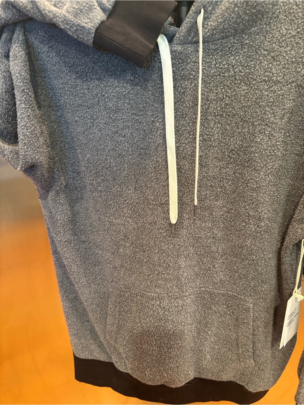 FEAT Blanketblend Hoodie - Picture 6 of 12